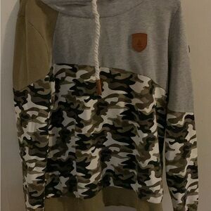 Wanakome Camouflage and Gray Women's Hoodie